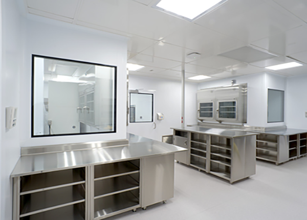 USP 797 compliant pharmacy rooms